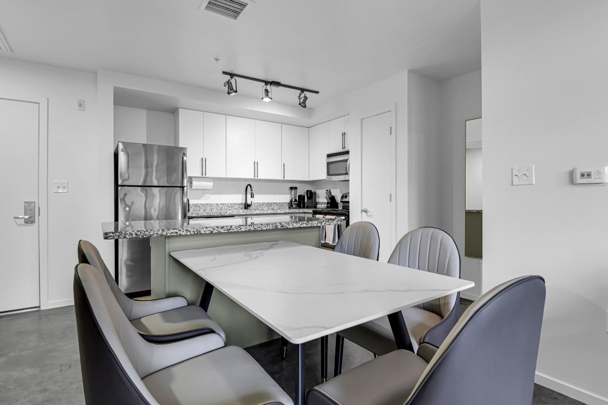 Apartemen The Nomad Roosevelt