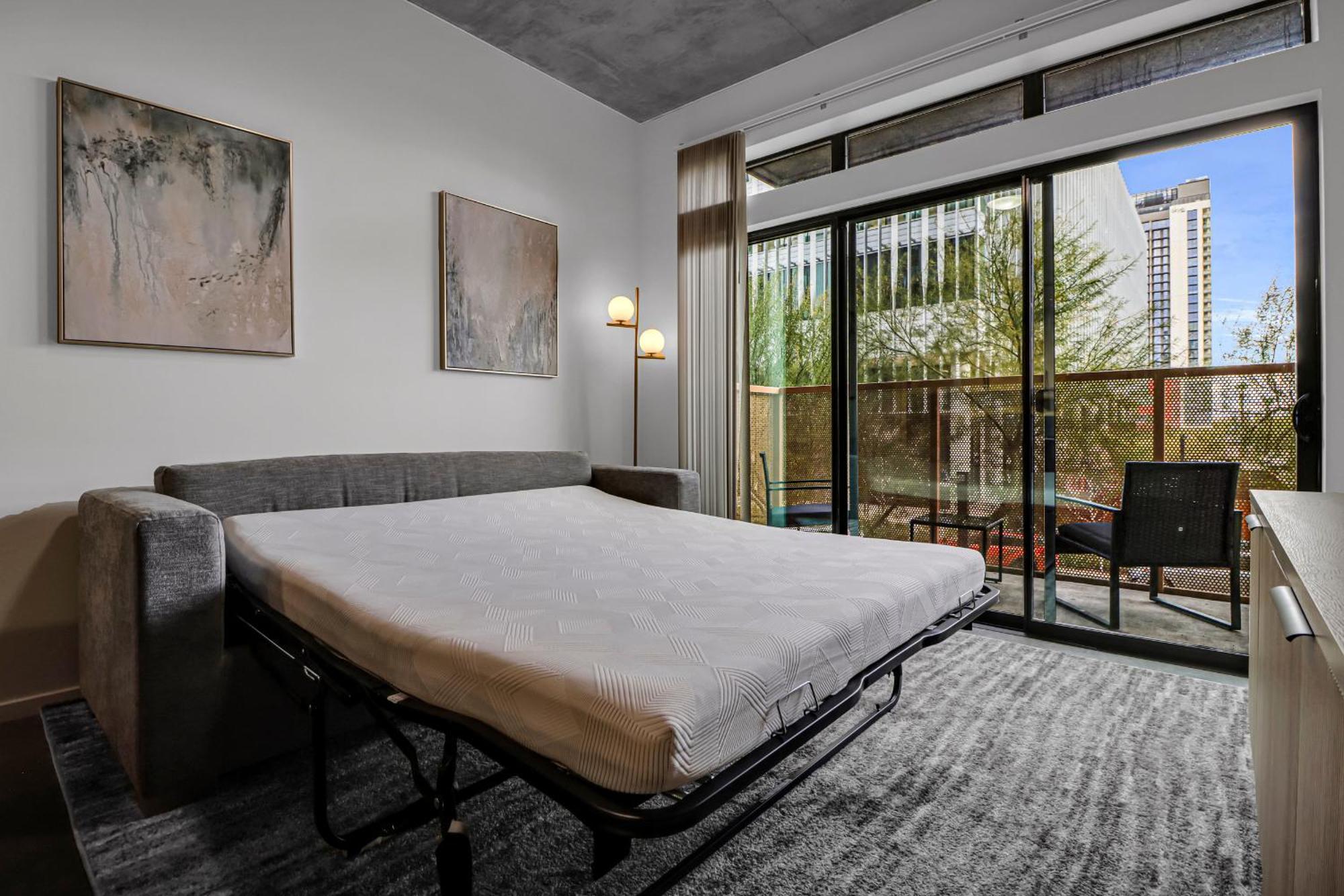 The Nomad Roosevelt Apartemen Phoenix